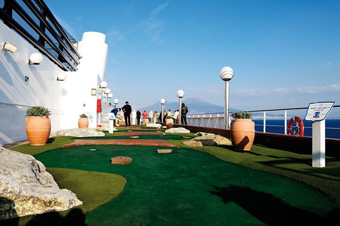 MSC Musica Class golf green.jpg